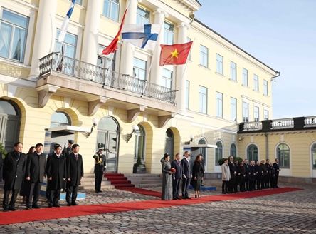 Vietnam, Finland issue joint statement on establishing strategic partnership